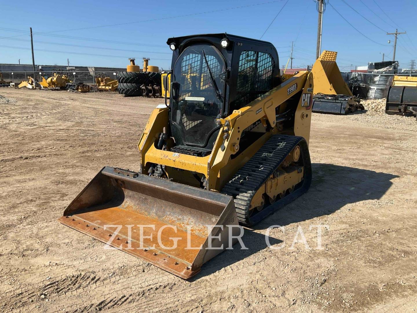 2023 Caterpillar 239D3 Equipment Image0