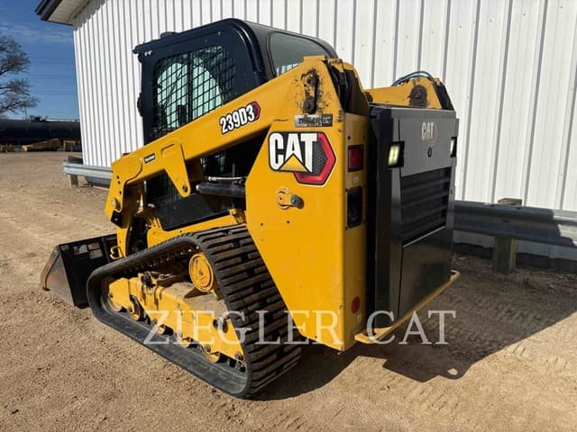 Image of Caterpillar 239D3 equipment image 3