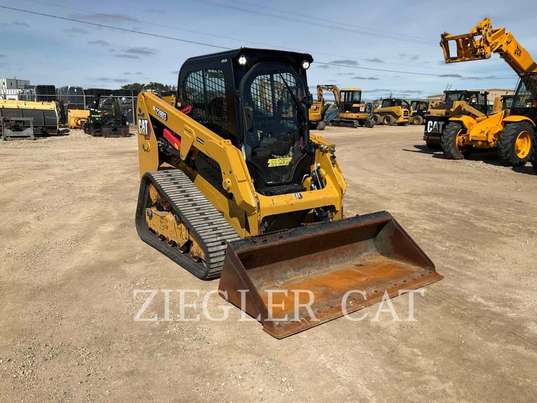 Image of Caterpillar 239D3 Primary image