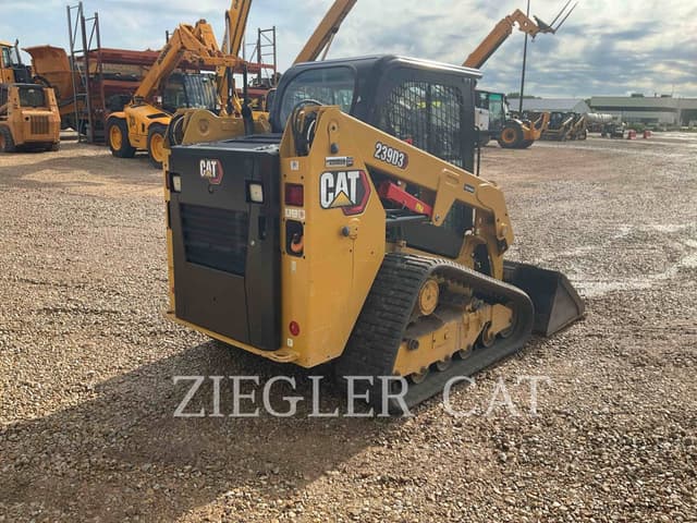 Image of Caterpillar 239D3 equipment image 2