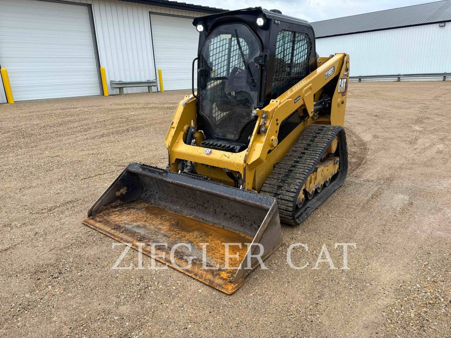 2023 Caterpillar 239D3 Equipment Image0