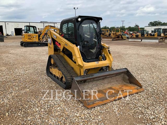 Image of Caterpillar 239D3 equipment image 1