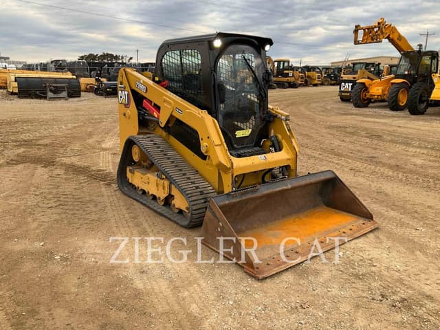 Image of Caterpillar 239D3 equipment image 1