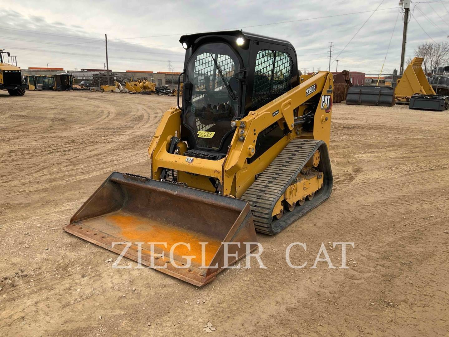 2023 Caterpillar 239D3 Equipment Image0