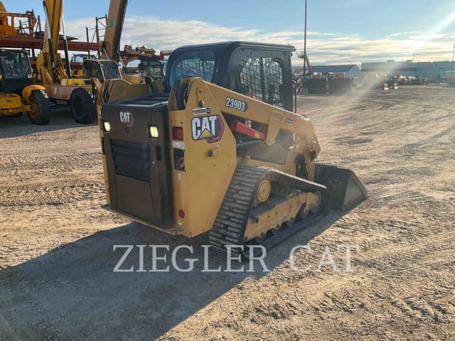 Image of Caterpillar 239D3 equipment image 2