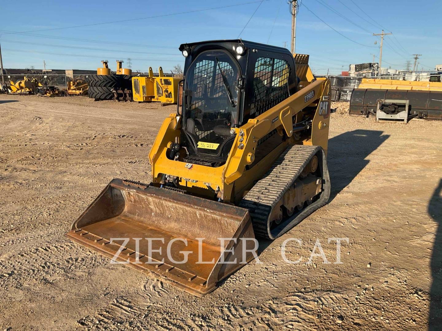 2023 Caterpillar 239D3 Equipment Image0