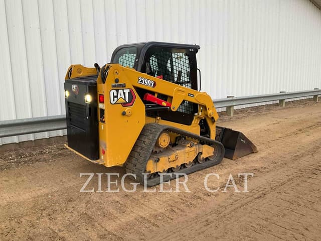 Image of Caterpillar 239D3 equipment image 2