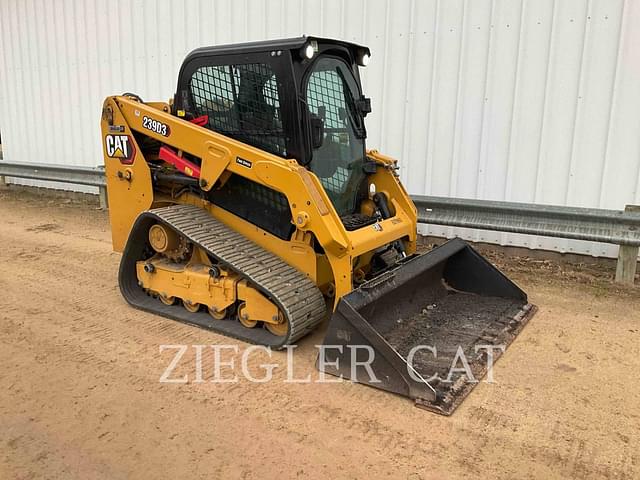 Image of Caterpillar 239D3 equipment image 4