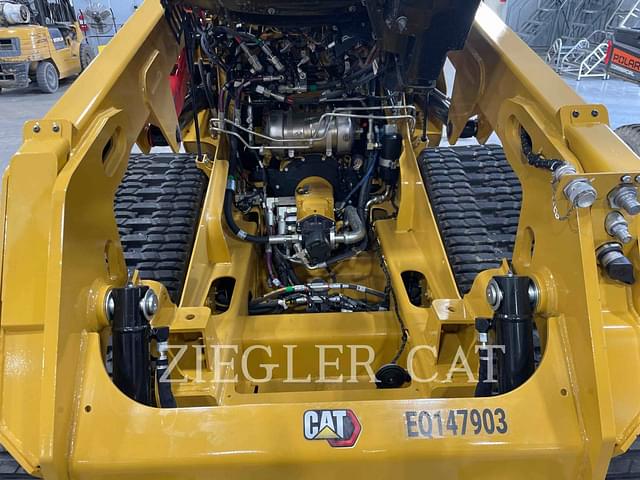 Image of Caterpillar 249D3 equipment image 4