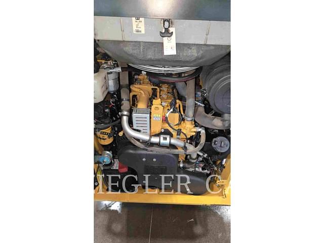 Image of Caterpillar 259D3 equipment image 3