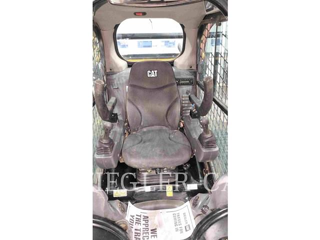 Image of Caterpillar 259D3 equipment image 2