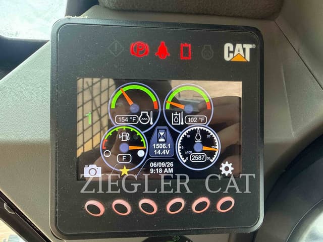 Image of Caterpillar 259D3 equipment image 4