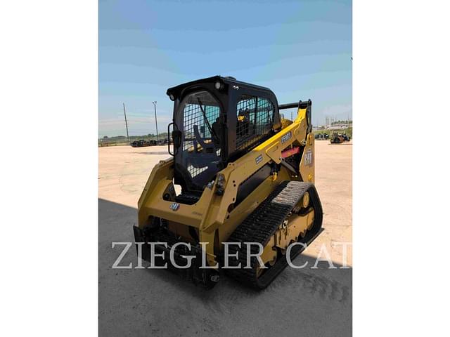 Image of Caterpillar 259D3 equipment image 3