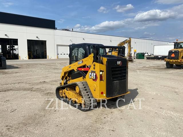 Image of Caterpillar 259D3 equipment image 4