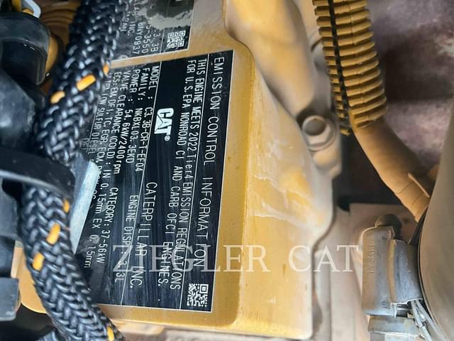 Image of Caterpillar 259D3 equipment image 2