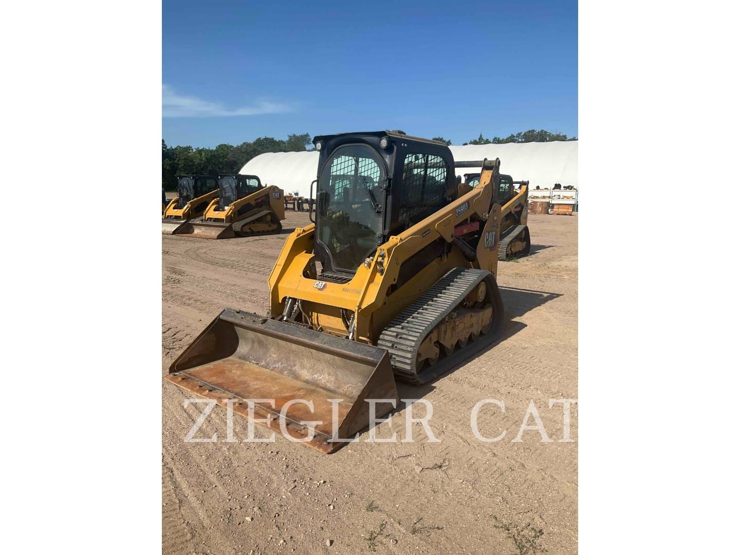 2023 Caterpillar 259D3 Equipment Image0