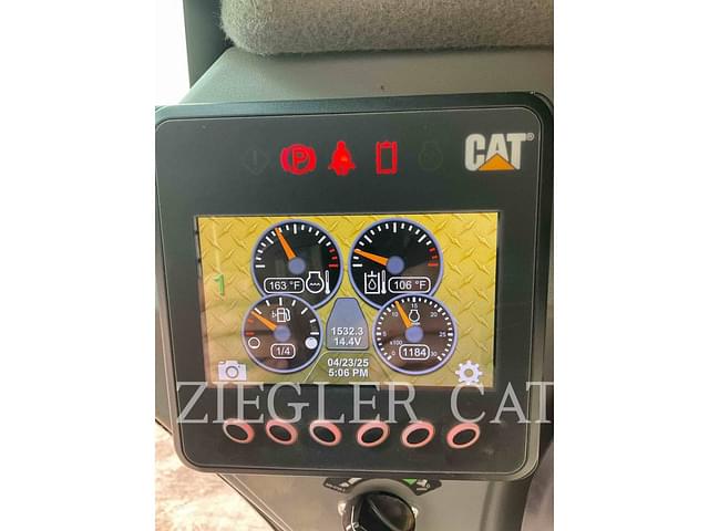Image of Caterpillar 259D3 equipment image 3