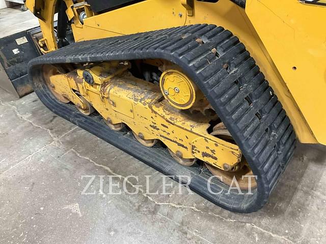 Image of Caterpillar 259D3 equipment image 2