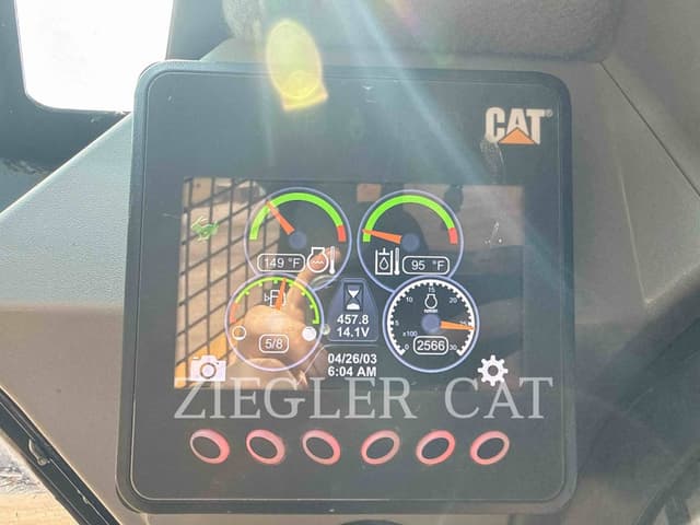Image of Caterpillar 259D3 equipment image 4