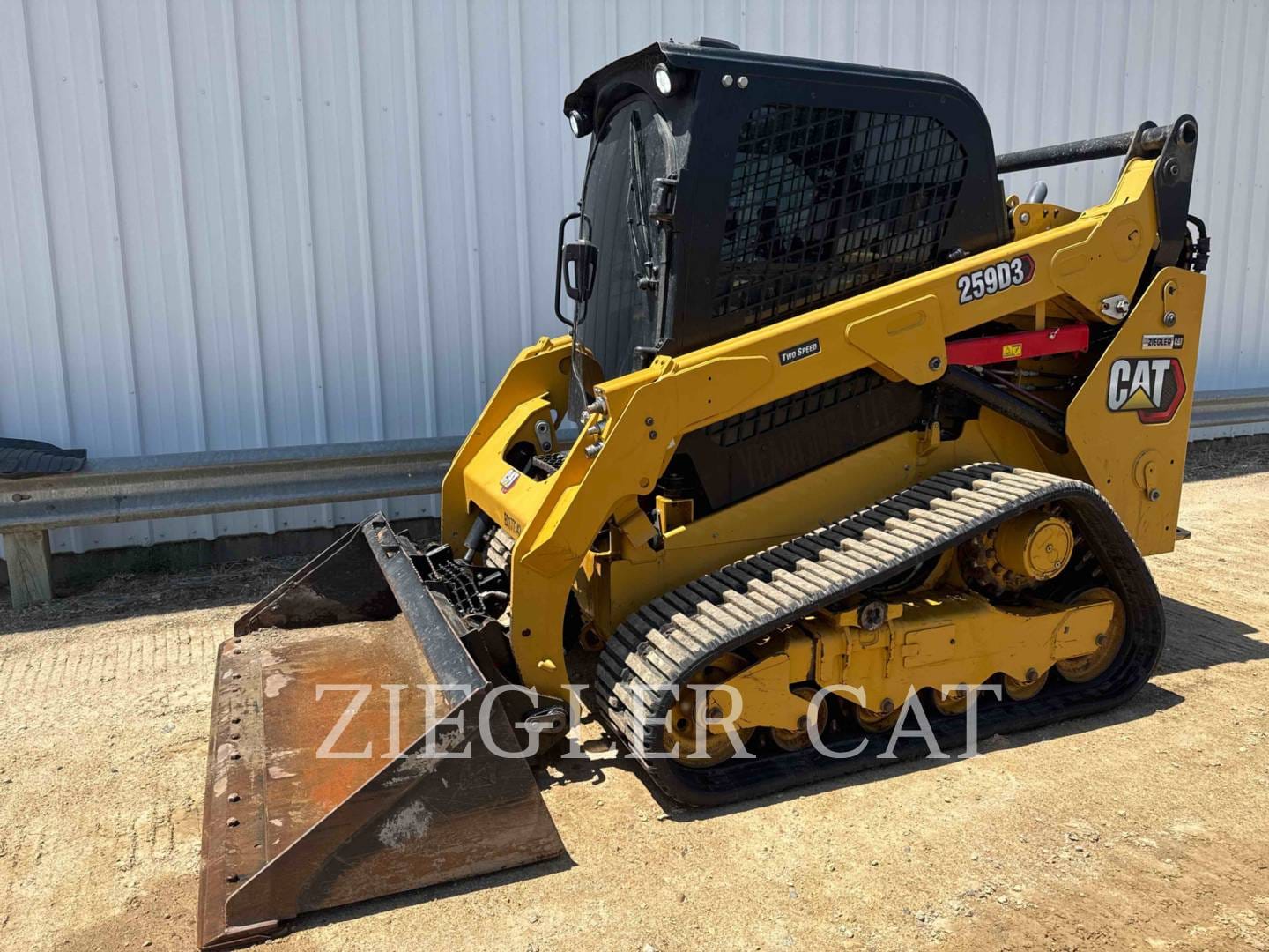 2023 Caterpillar 259D3 Equipment Image0
