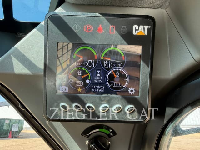 Image of Caterpillar 262D3 equipment image 4