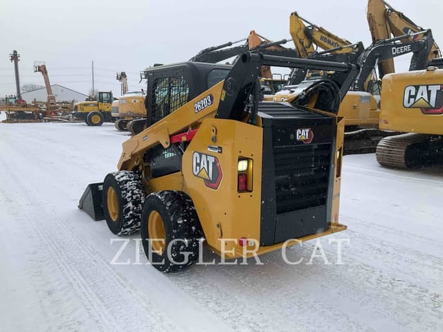 Image of Caterpillar 262D3 equipment image 3
