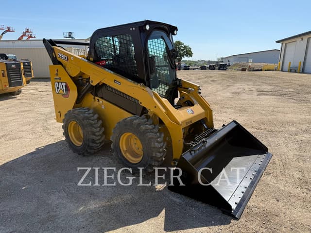 Image of Caterpillar 262D3 equipment image 1