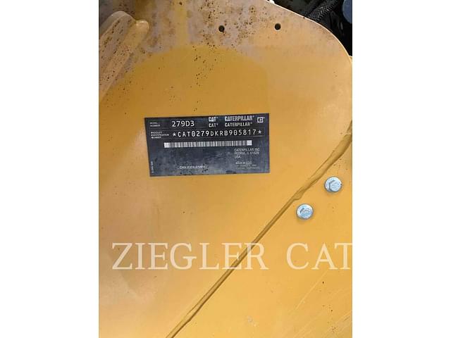 Image of Caterpillar 279D3 equipment image 3