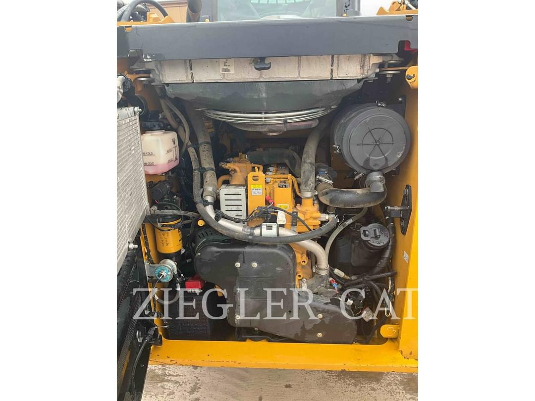 Image of Caterpillar 279D3 Primary image