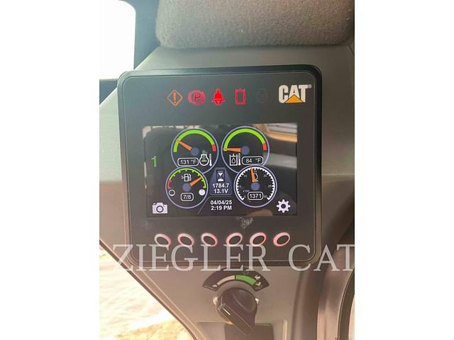 Image of Caterpillar 279D3 equipment image 2