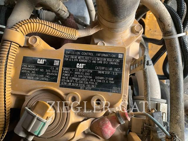 Image of Caterpillar 289D3 equipment image 3