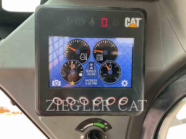 Image of Caterpillar 289D3 equipment image 2