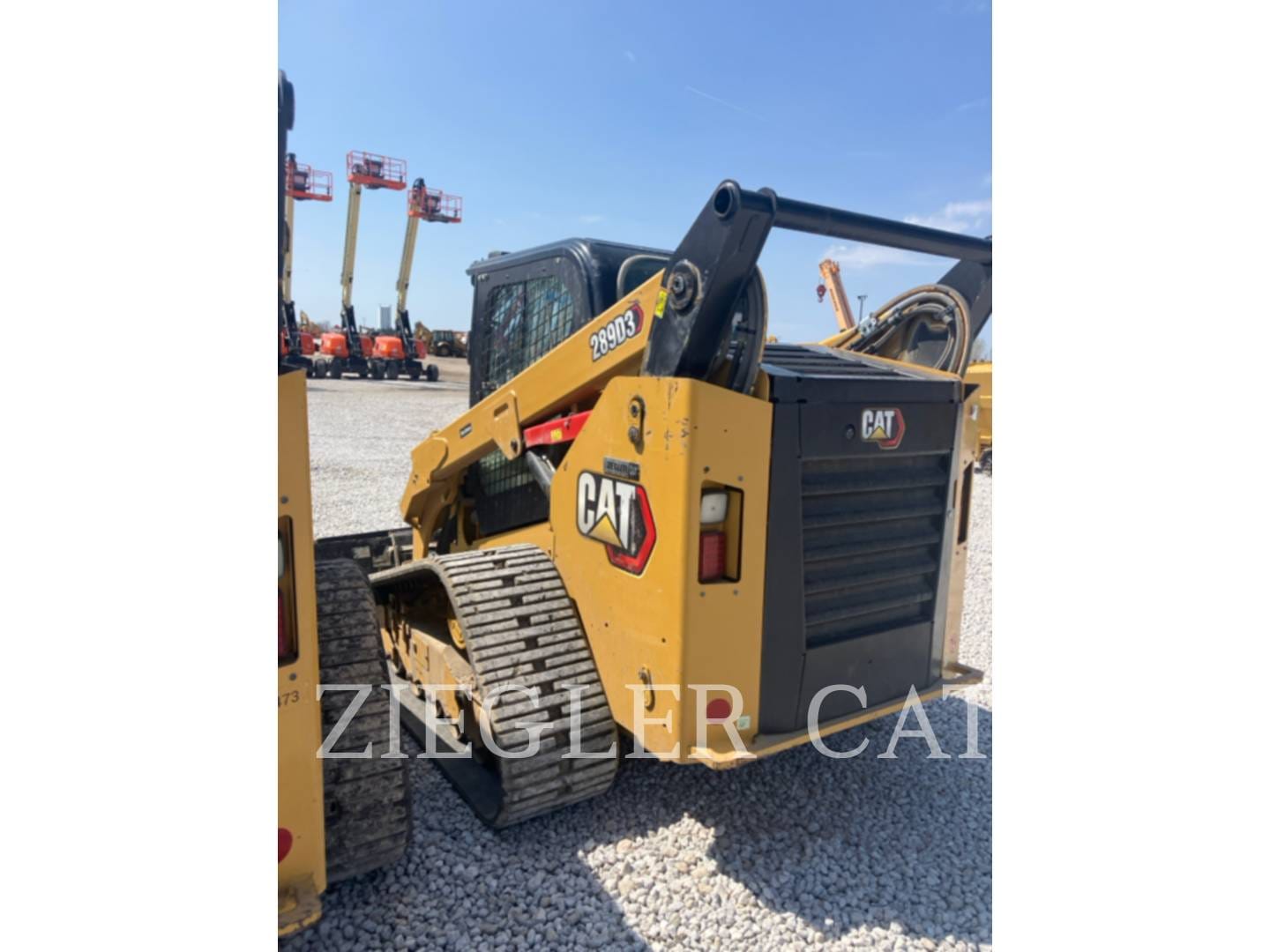2023 Caterpillar 289D3 Equipment Image0