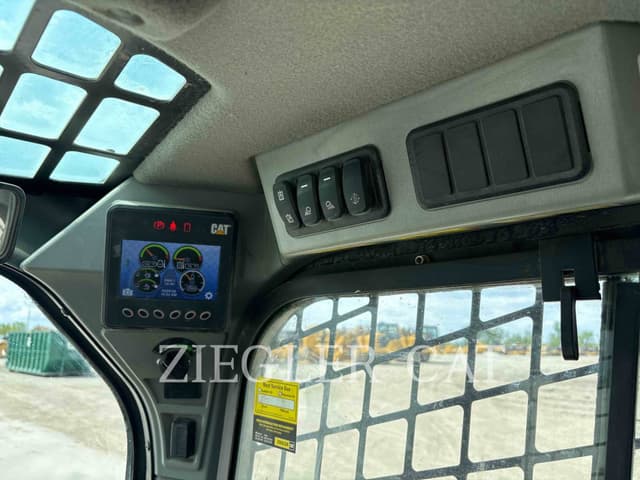 Image of Caterpillar 299D3 equipment image 4