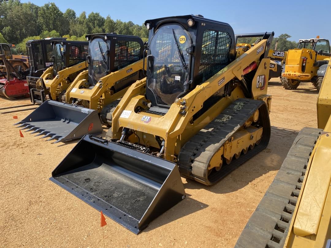Image of Caterpillar 299D3 Primary image