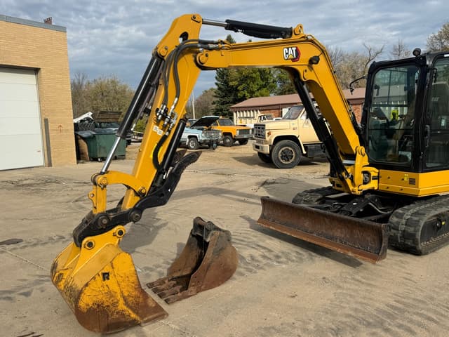 Image of Caterpillar 305CR equipment image 1