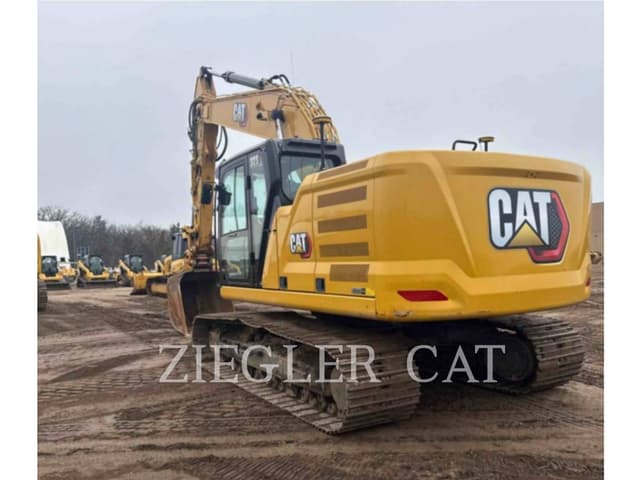 Image of Caterpillar 323 equipment image 3