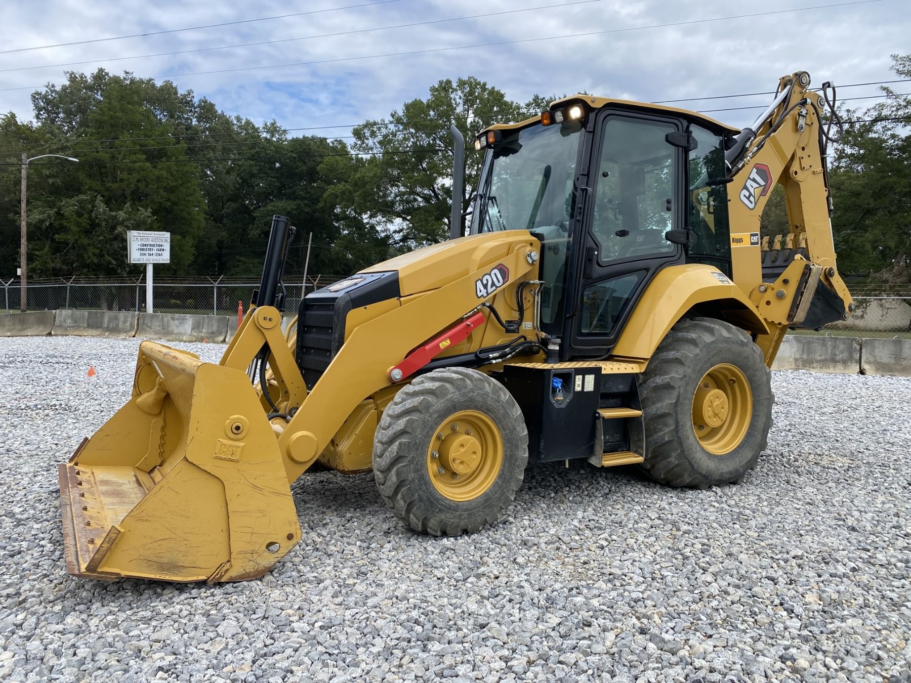 2023 Caterpillar 420 Equipment Image0