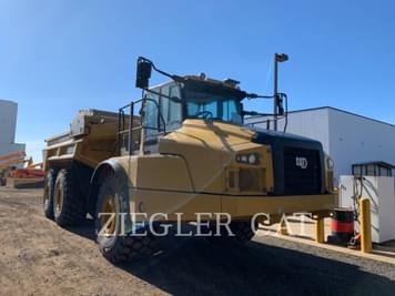 Main image Caterpillar 740