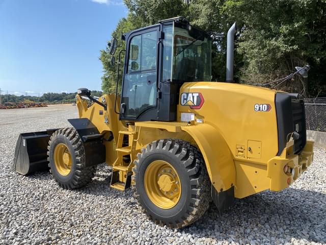 Image of Caterpillar 910 equipment image 1