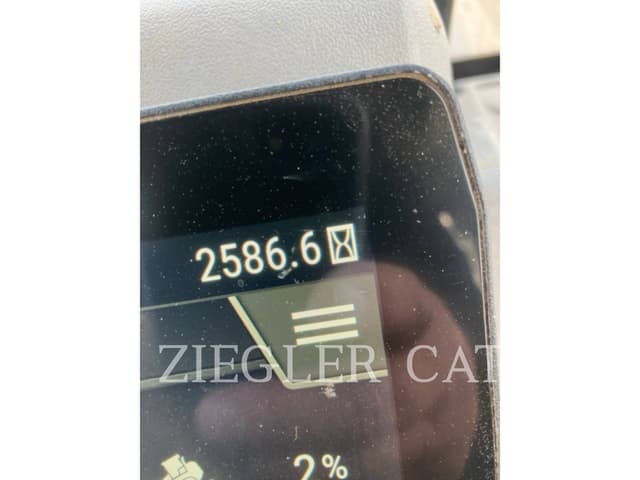 Image of Caterpillar 953 equipment image 4