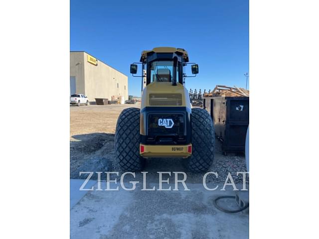 Image of Caterpillar CS12GC equipment image 2