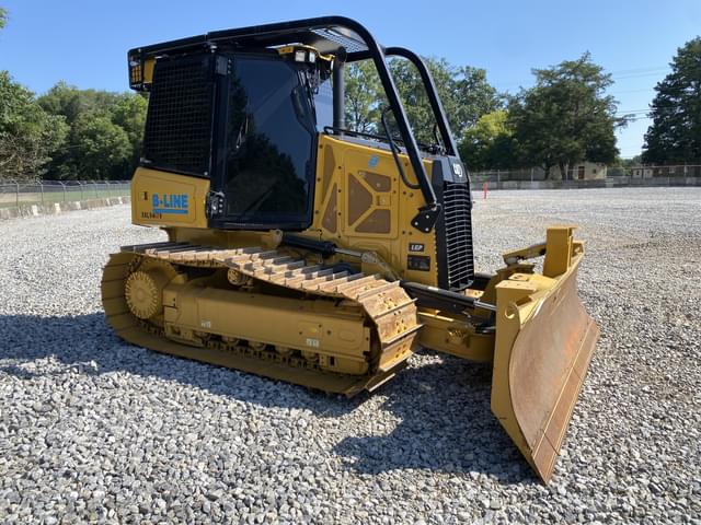 Image of Caterpillar D1 equipment image 3