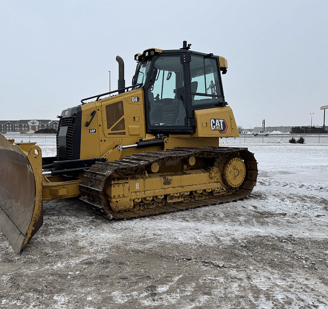 Image of Caterpillar D4LGP equipment image 1