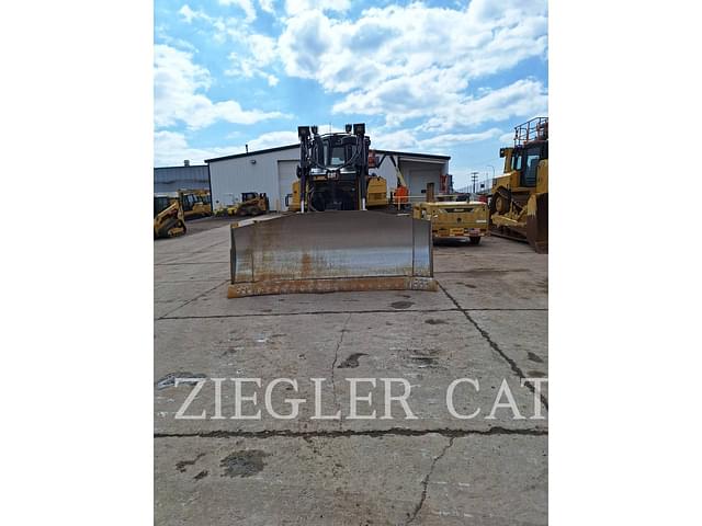 Image of Caterpillar D6LGP equipment image 2