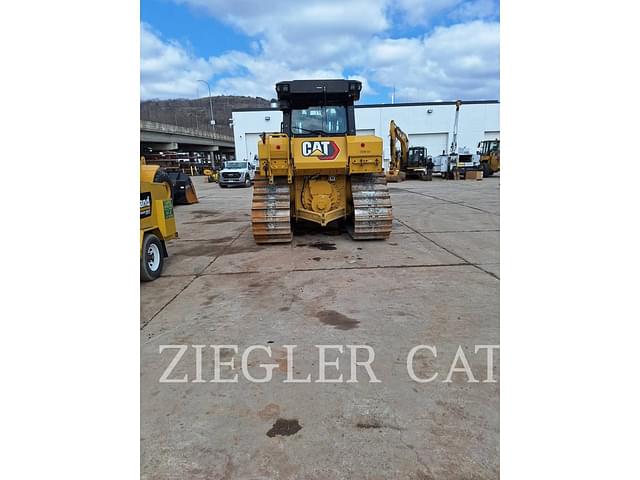 Image of Caterpillar D6LGP equipment image 4