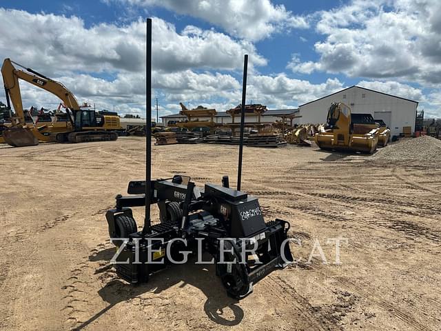 Image of Caterpillar GB120 equipment image 3