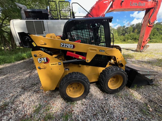 Image of Caterpillar 232D3 equipment image 1