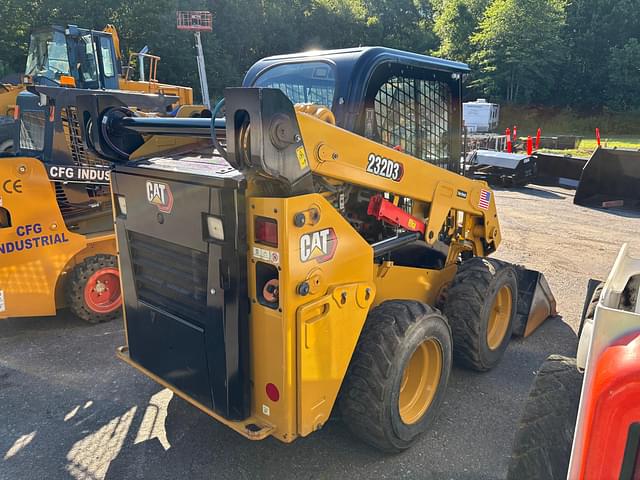 Image of Caterpillar 232D equipment image 3