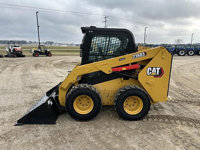 Image of Caterpillar 236D3 equipment image 1